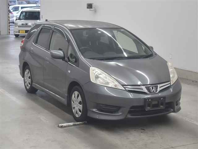 60153 Honda Fit shuttle GG7 2012 г. (MIRIVE Aichi)